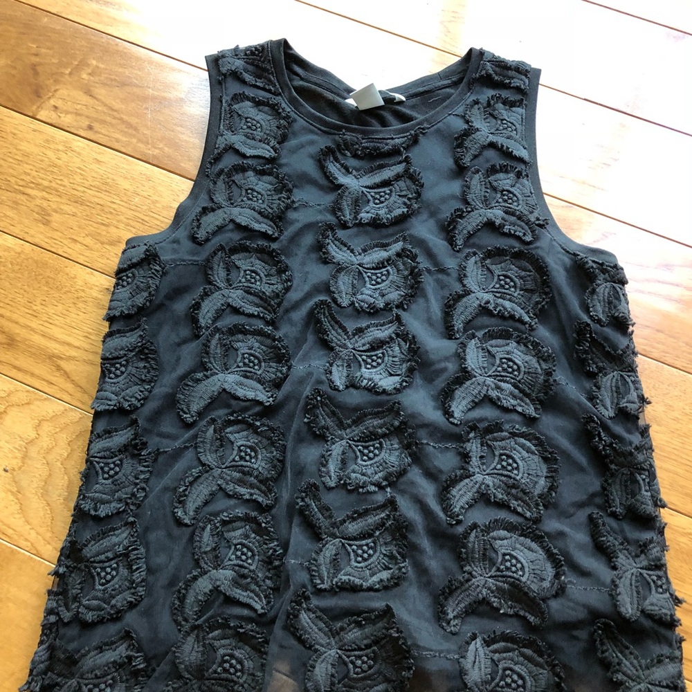 Black floral embroidered tank top